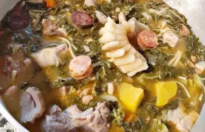 Alentejo Entulho Soup with Linguiça Recipe
