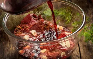 Portuguese Vinha D'alhos Marinade for Meat Recipe