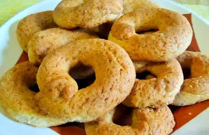 Soft and Tasty Portuguese Brandy Biscuits Recipe