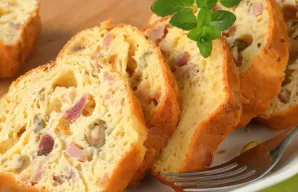 Easy Bacon and Olive Bread Recipe