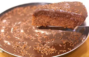 Fluffy Skillet Double Chocolate Cake Recipe