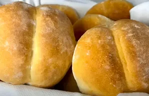 Nancy's Yum and Crusty Portuguese Buns Recipe