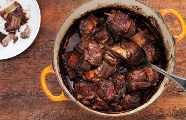 Portuguese Braised Short Ribs with Garlic Recipe