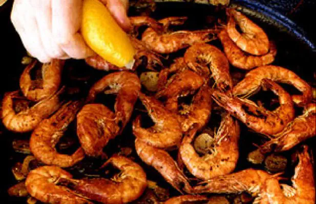 Delicious Portuguese Garlic Griddle Shrimp Recipe