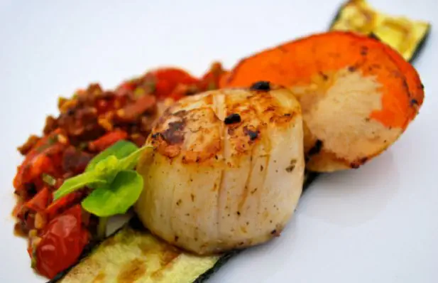 Flavorful Portuguese Scallops with Chouriço Recipe