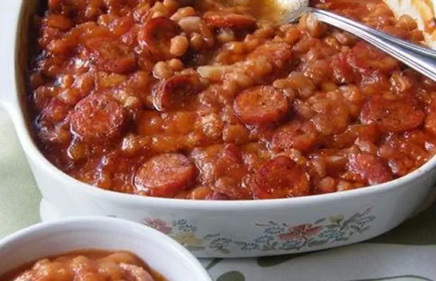 Tasty Portuguese Baked Beans with Chouriço Recipe
