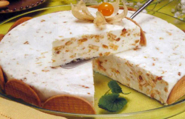 Portuguese Maria Biscuits Cake to Die For Recipe