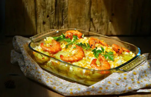 Tasty Portuguese Sunday Cod with Parsley Recipe