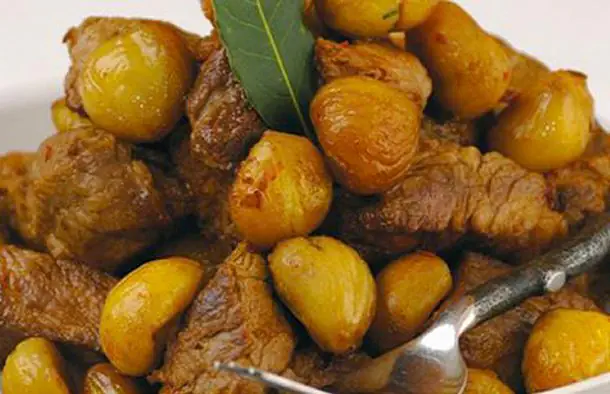 Very Flavorful Portuguese Pork with Chestnuts Recipe