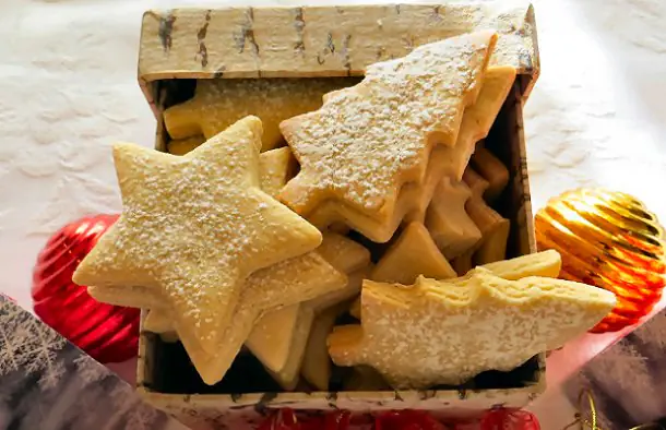 Quick Portuguese Butter and Vanilla Cookies Recipe