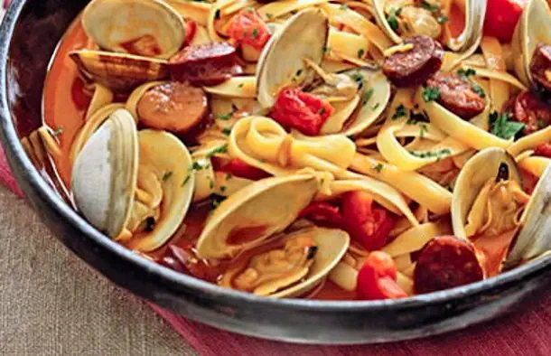 Portuguese Style Pasta with Clams & Chouriço Recipe