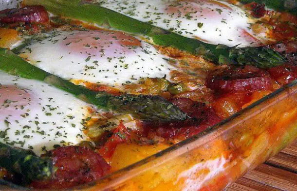Portuguese Eggs with Ham and Chouriço Recipe
