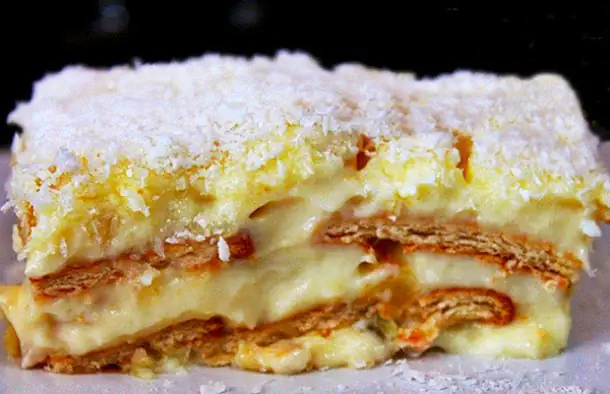 Portuguese Pineapple and Maria Cookies Cake Recipe