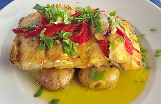 Delicious Portuguese Baked Cod with Bell Peppers Recipe