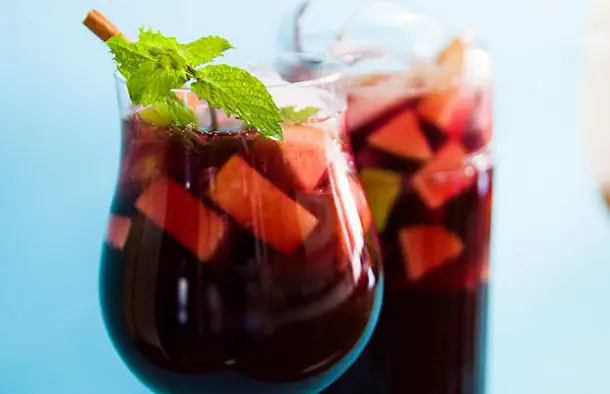 Refreshing Portuguese Red Wine Sangria Recipe