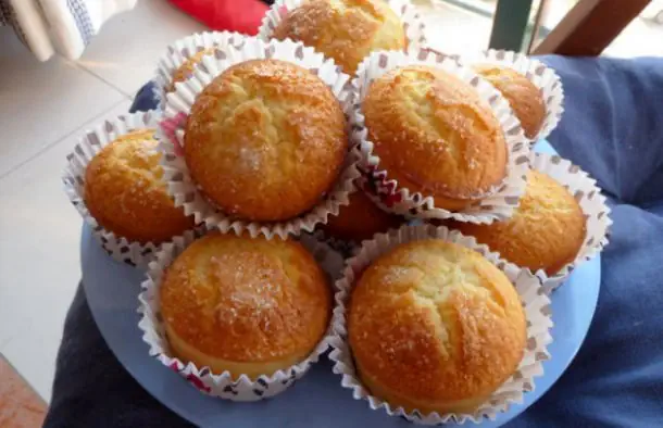 Quick and Delicious Portuguese Rice Cakes Recipe