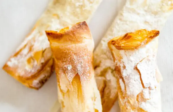 Conceição's Portuguese Sintra Travesseiros Recipe