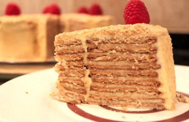 Portuguese Old Fashioned Biscuits Cake Recipe