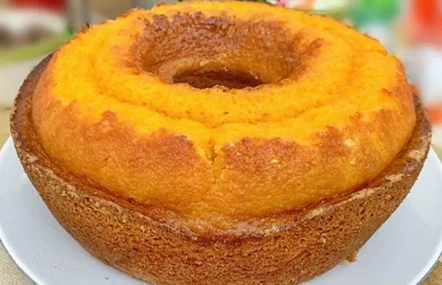 Portuguese Moist Carrot Cake (Bolo de Cenoura) Recipe