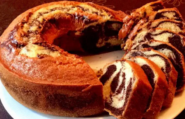 Yogurt Marble Cake (Bolo Mármore de Iogurte) Recipe