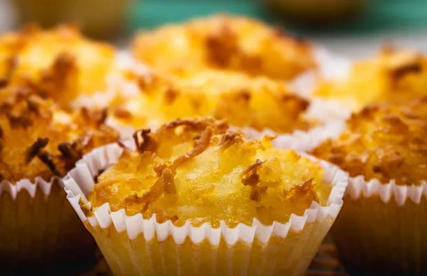 Portuguese Coconut Cupcakes (Coquinhos) Recipe