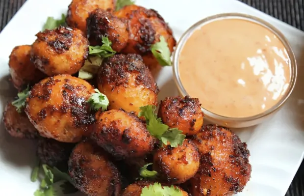 Portuguese Piri Piri Potatoes with Spicy Dip Recipe